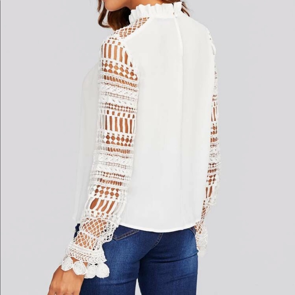 NWOT. Gorgeous statement top. - Picture 5 of 12